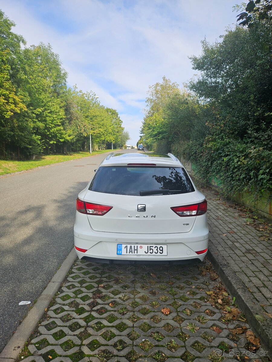 Seat Leon, 1.5 TGi, 2020, Kombi, Zimní sada pneu - 4