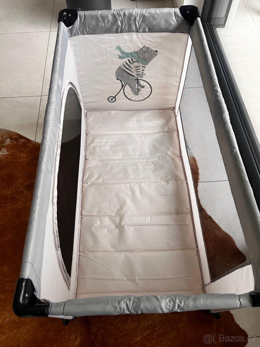 Dětská cestovní postýlka s matrací - 4