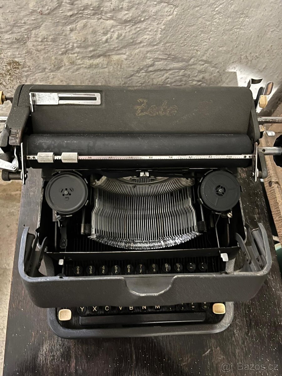 Psací stroj Zeta - 4