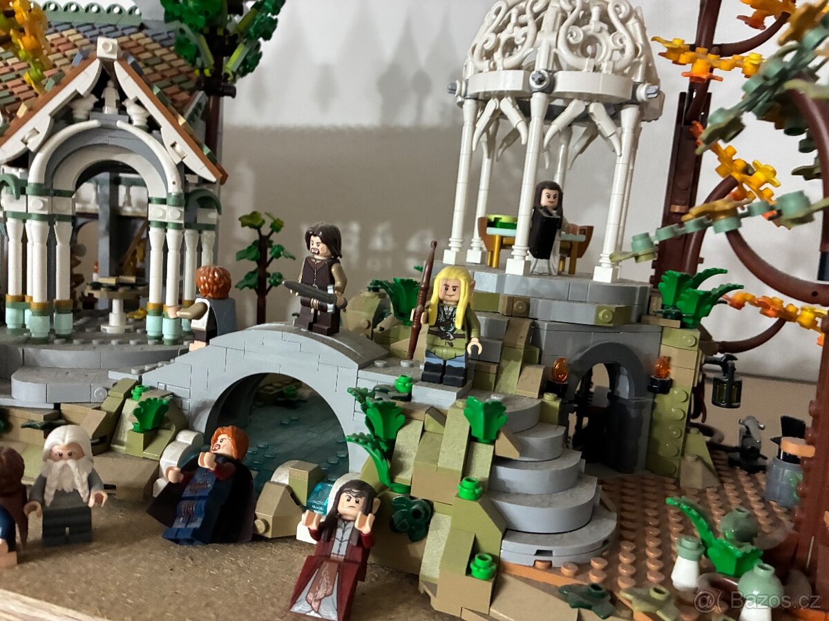 4 otevřené a postavené LEGO sety - 4