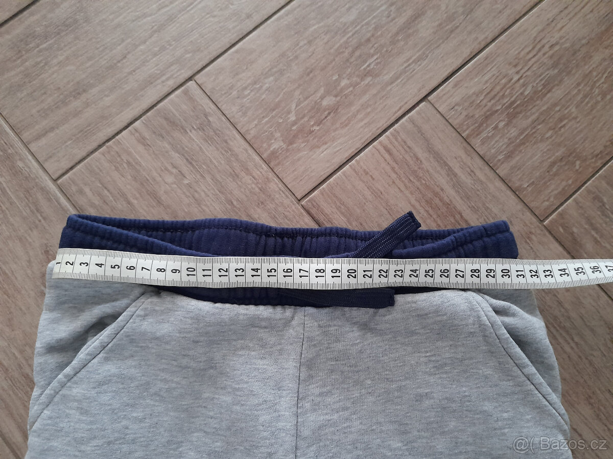 Dětské tepláky vel. 134/140, zn. Kids - 4