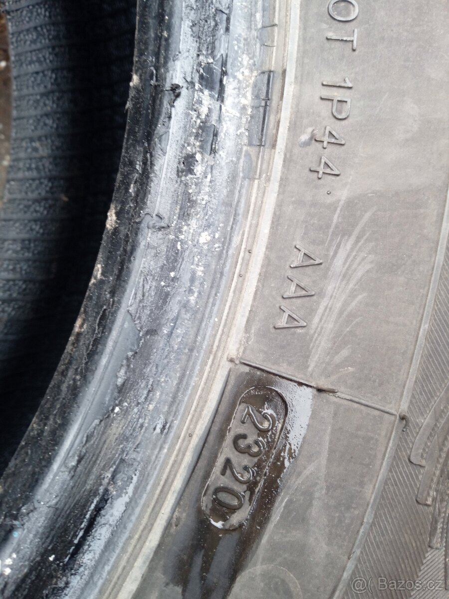 sada pneu 225/70/16 - 4