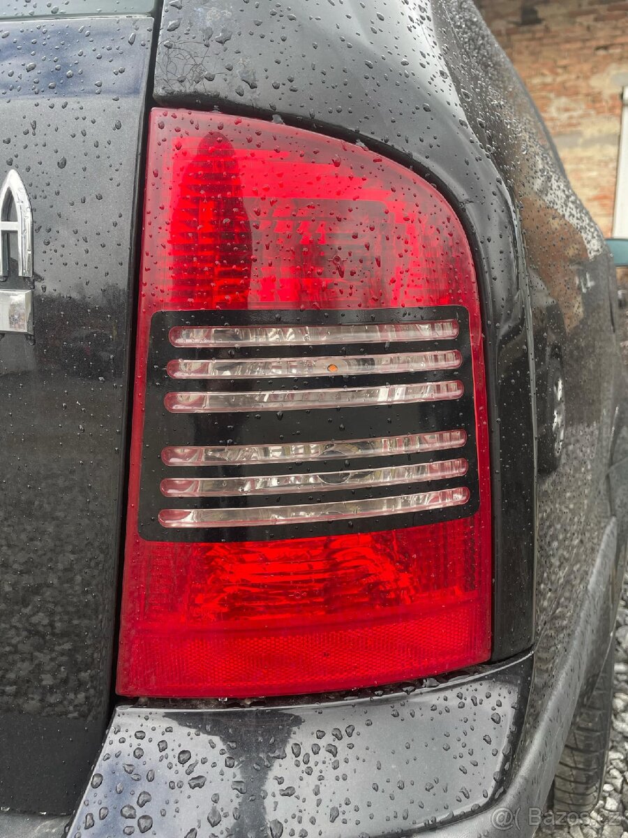 Zadní světla octavia 1 combi - 4