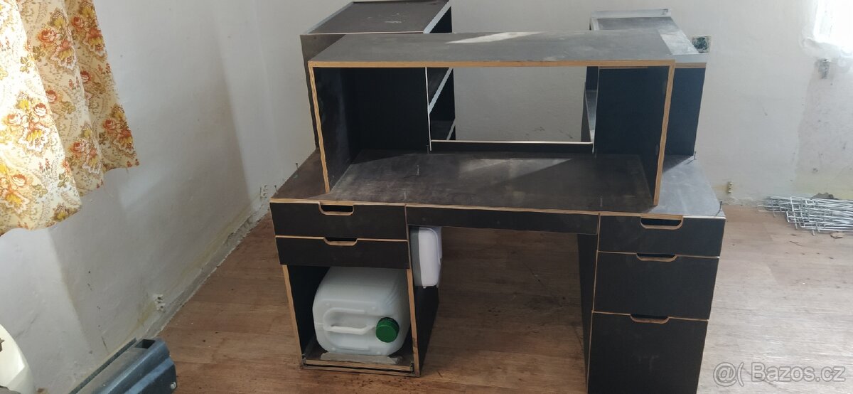 Dílenská vestavba - 4