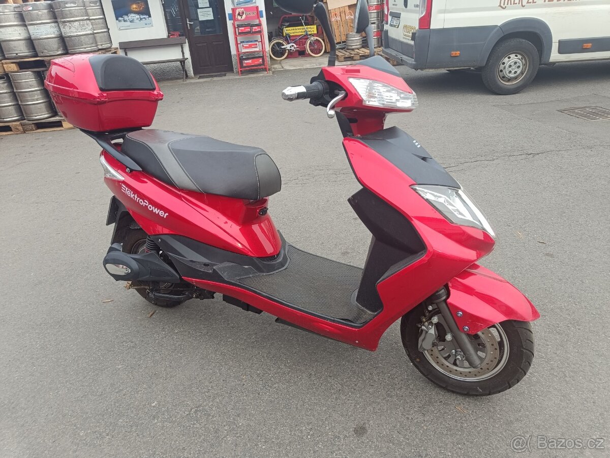 KUBA elektrický moped MY FORCE 4000 1,6 Kw. r.2018 - 4