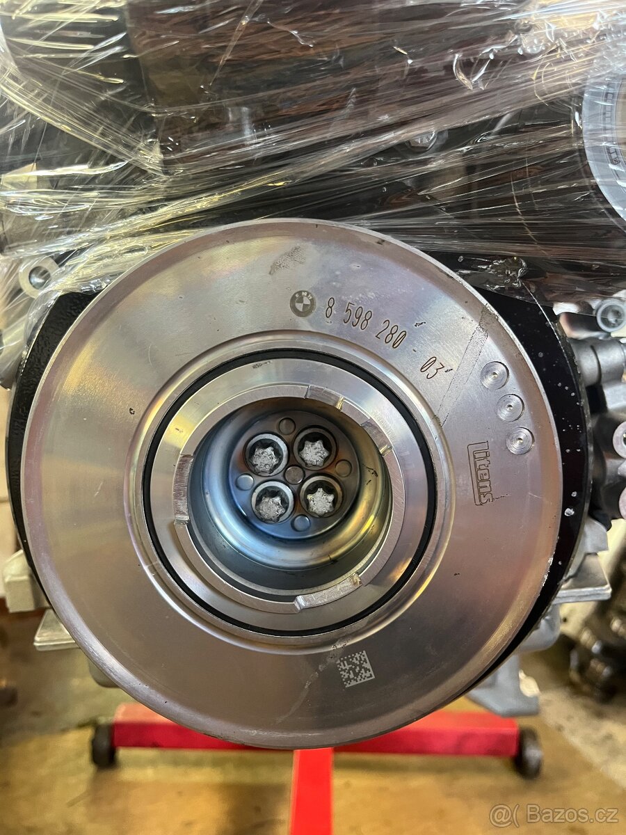 B57D30B 235kw Nový motor - 4