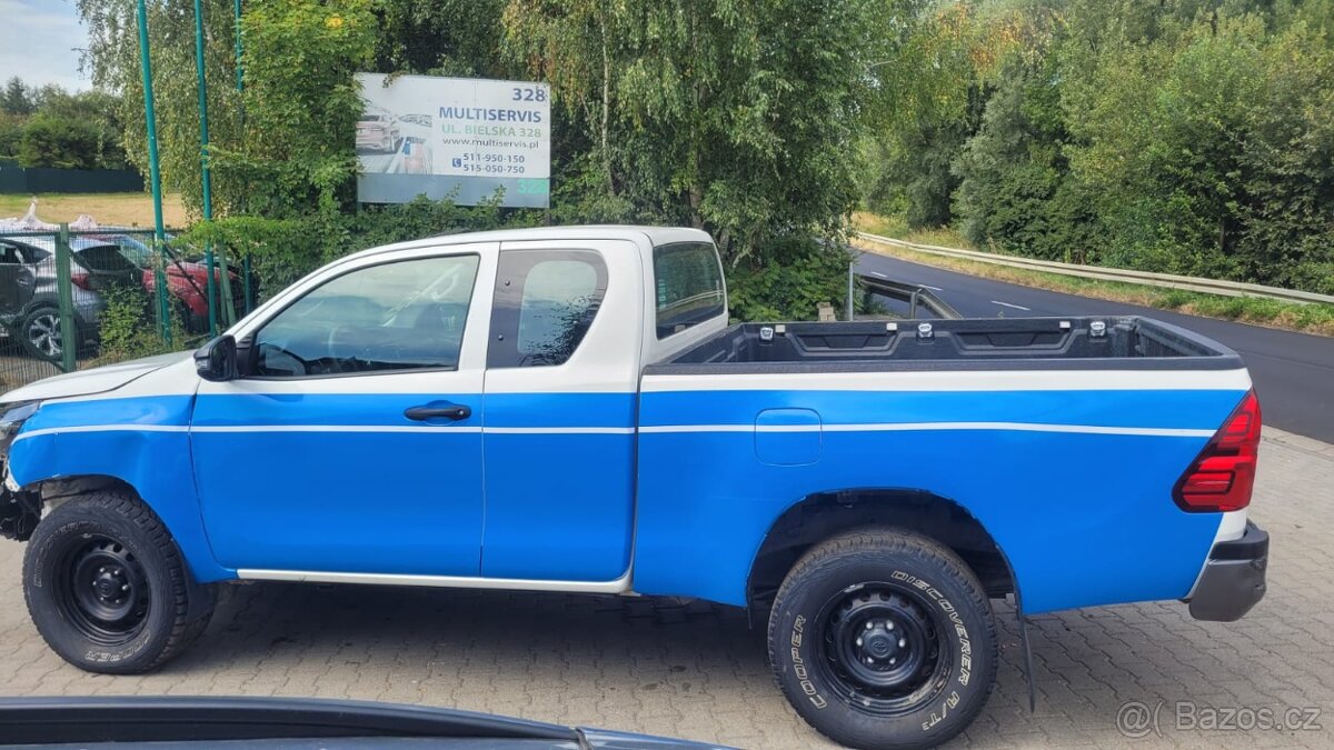 Predam Toyota Hilux 2,4D-4D