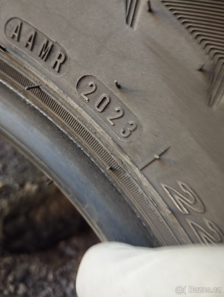 225/65/16c 112/110r Nexen - zimní pneu 2ks dodávkové - 4