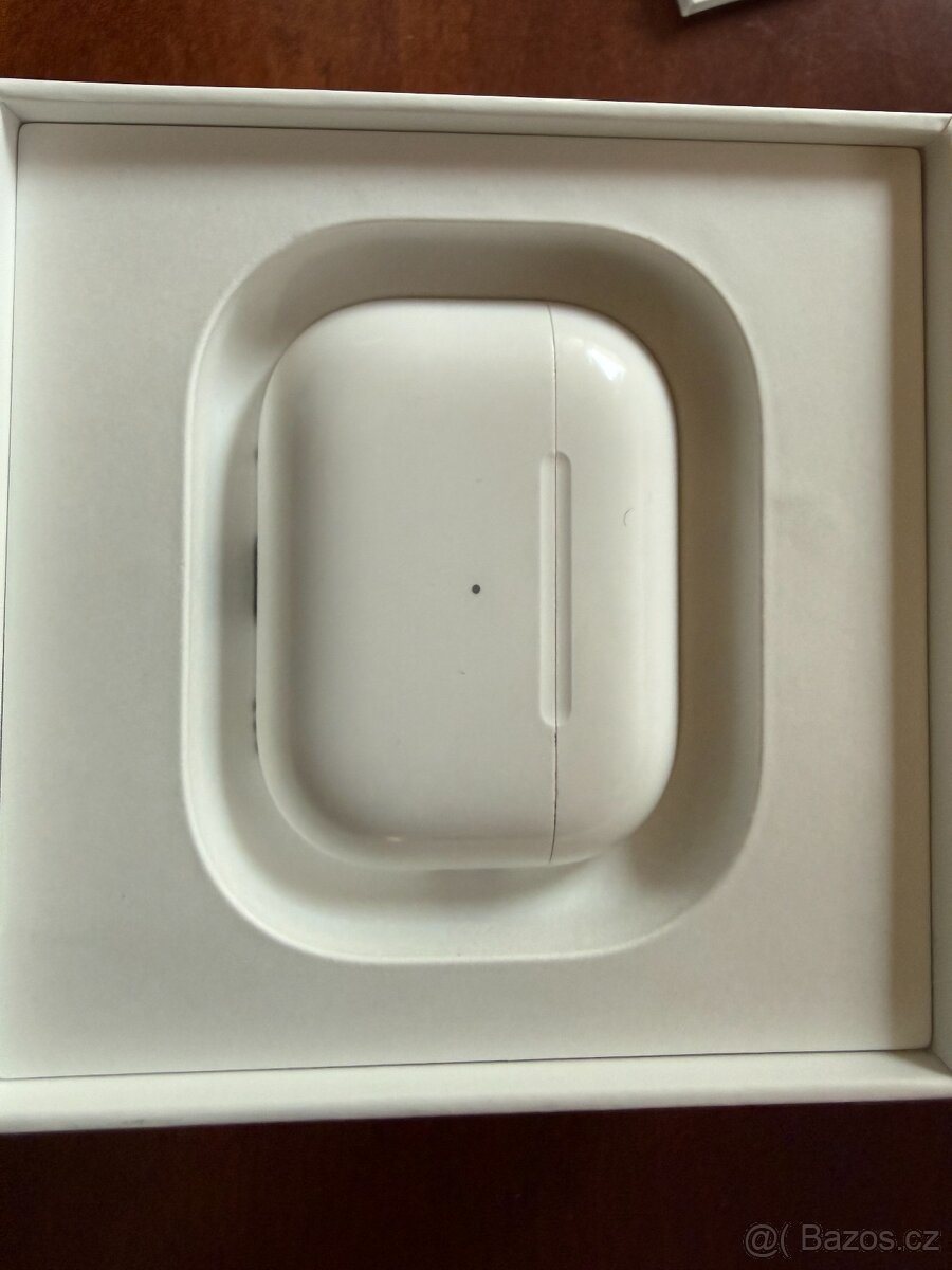 Apple AirPods Pro 2 2. generace s MagSafe (2023) - 4