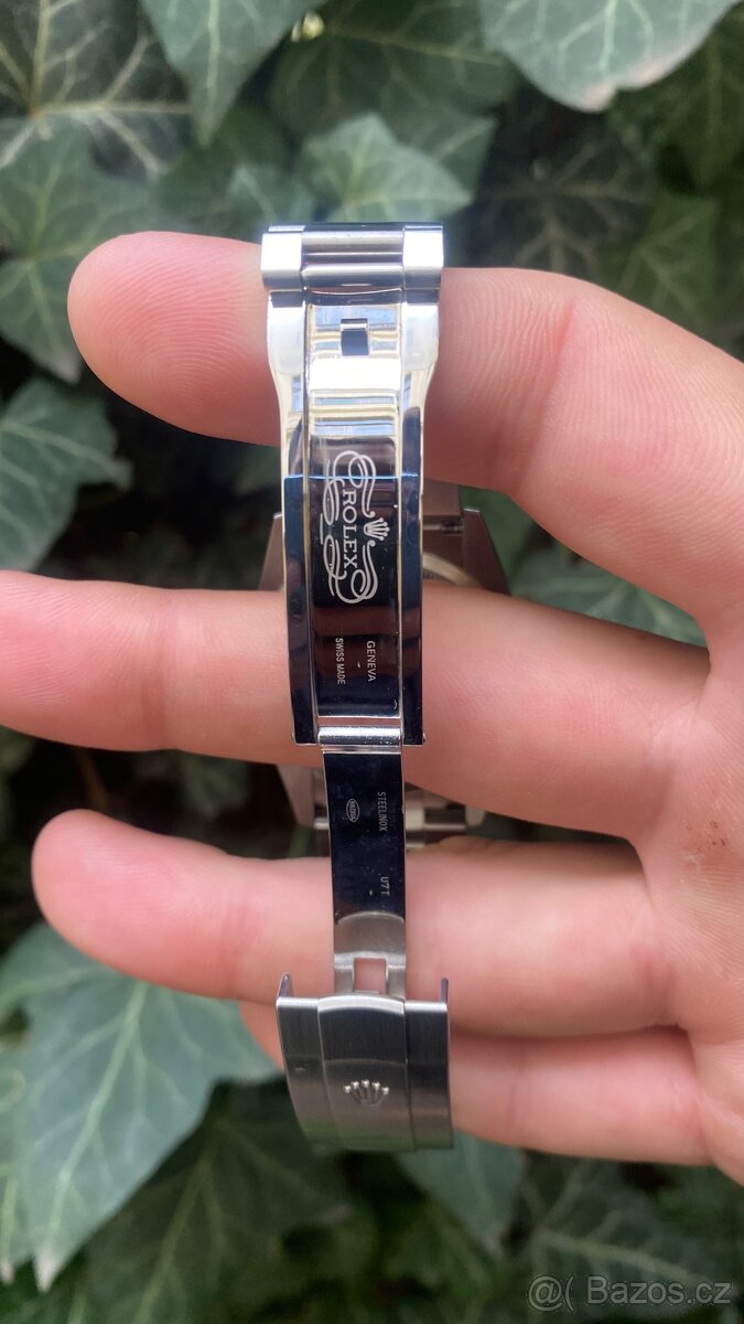 Rolex Oyster Perpetual 36 - 4