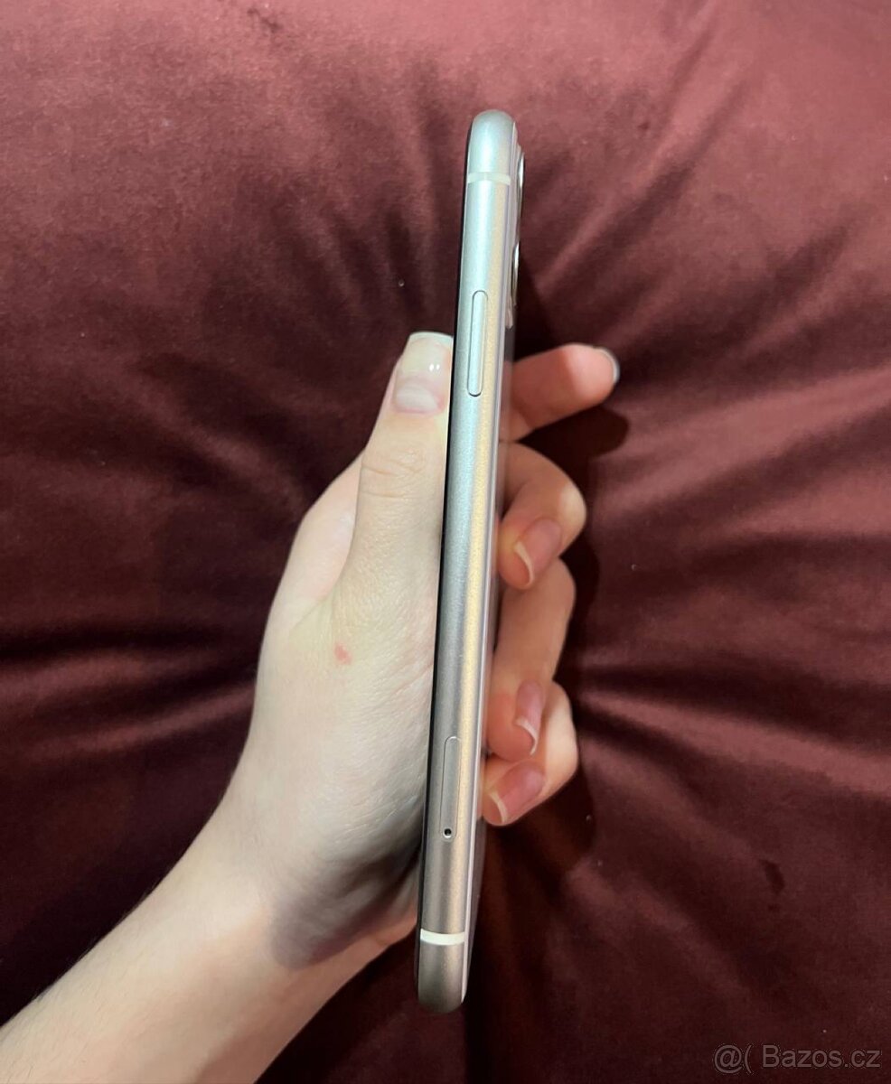 IPhone 11 - 4