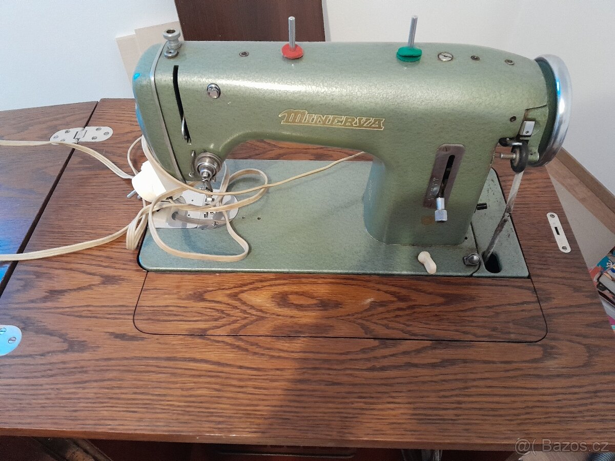 Šlapací šicí stroj Minerva - 4
