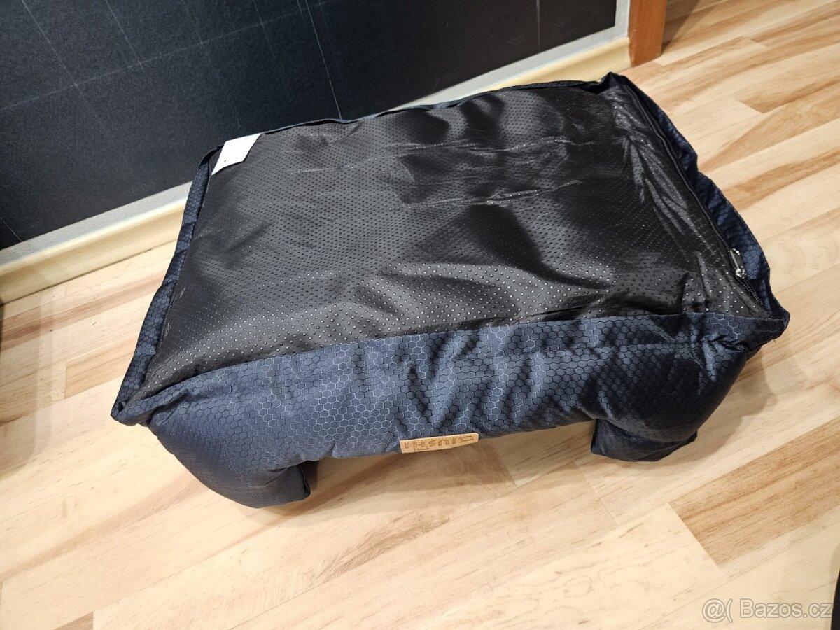 Nový pelíšek tmavěmodrý hexagon Qiushi 62×50×19 cm - 4