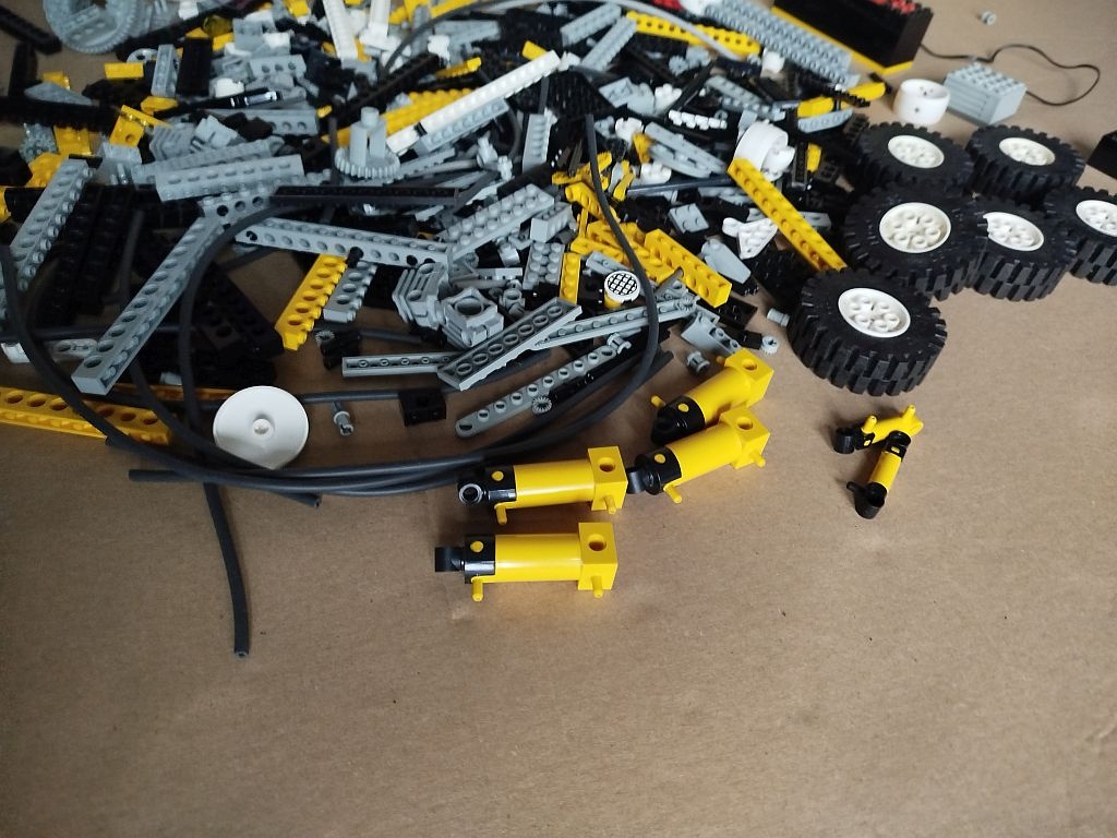 Lego 8868 Airtech Claw Rig - 4
