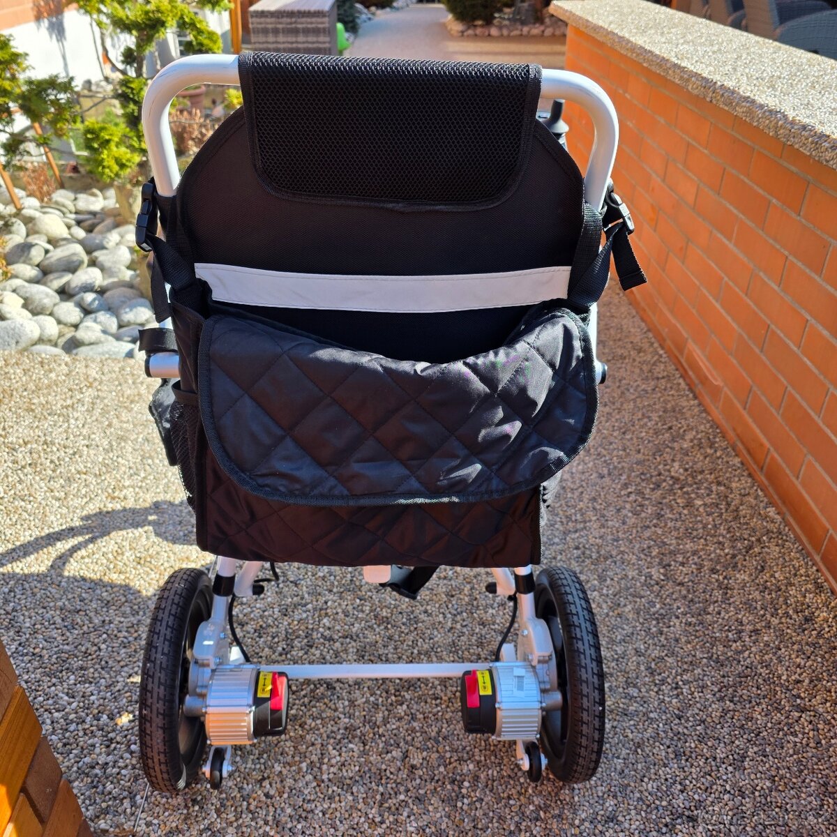 Elektrický invalidní vozík - 4