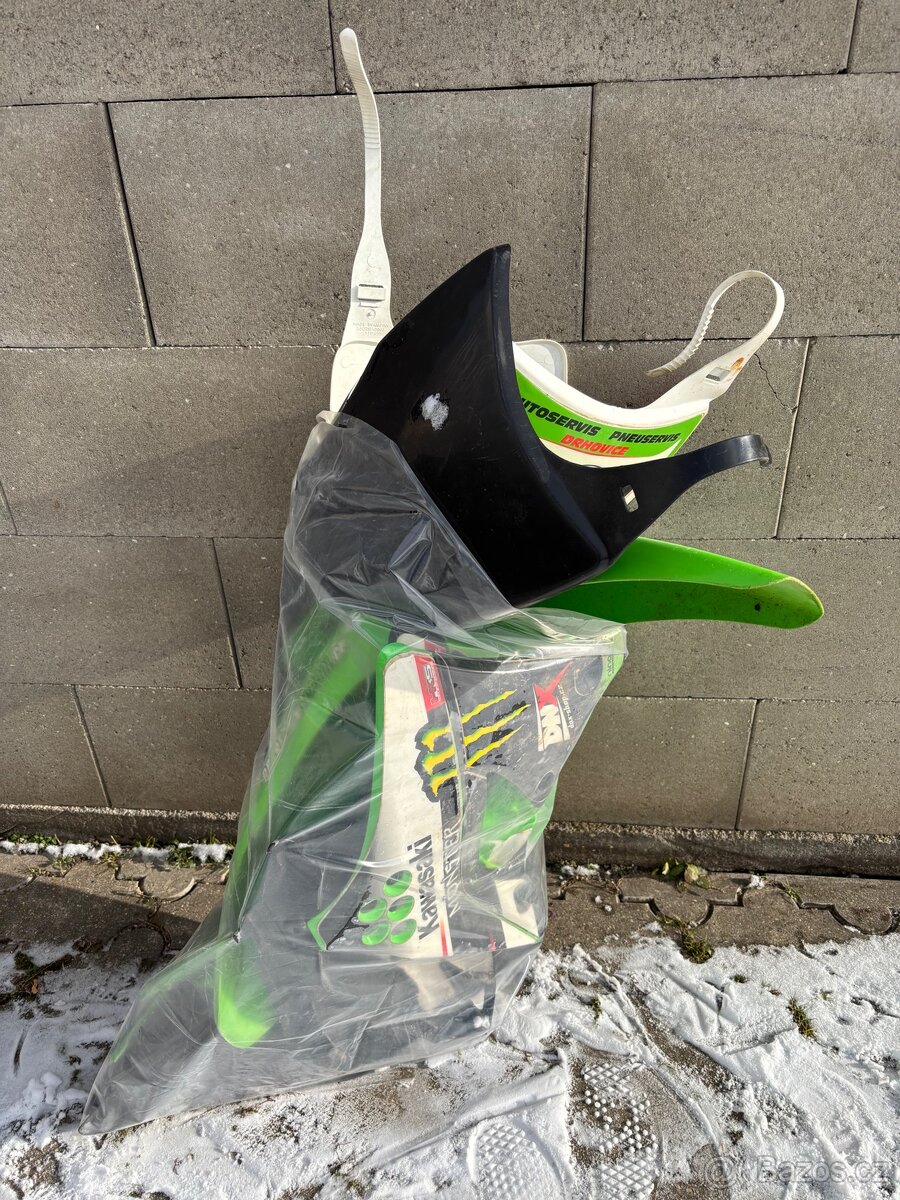 Plasty Kawasaki KXF 250/450 - 4