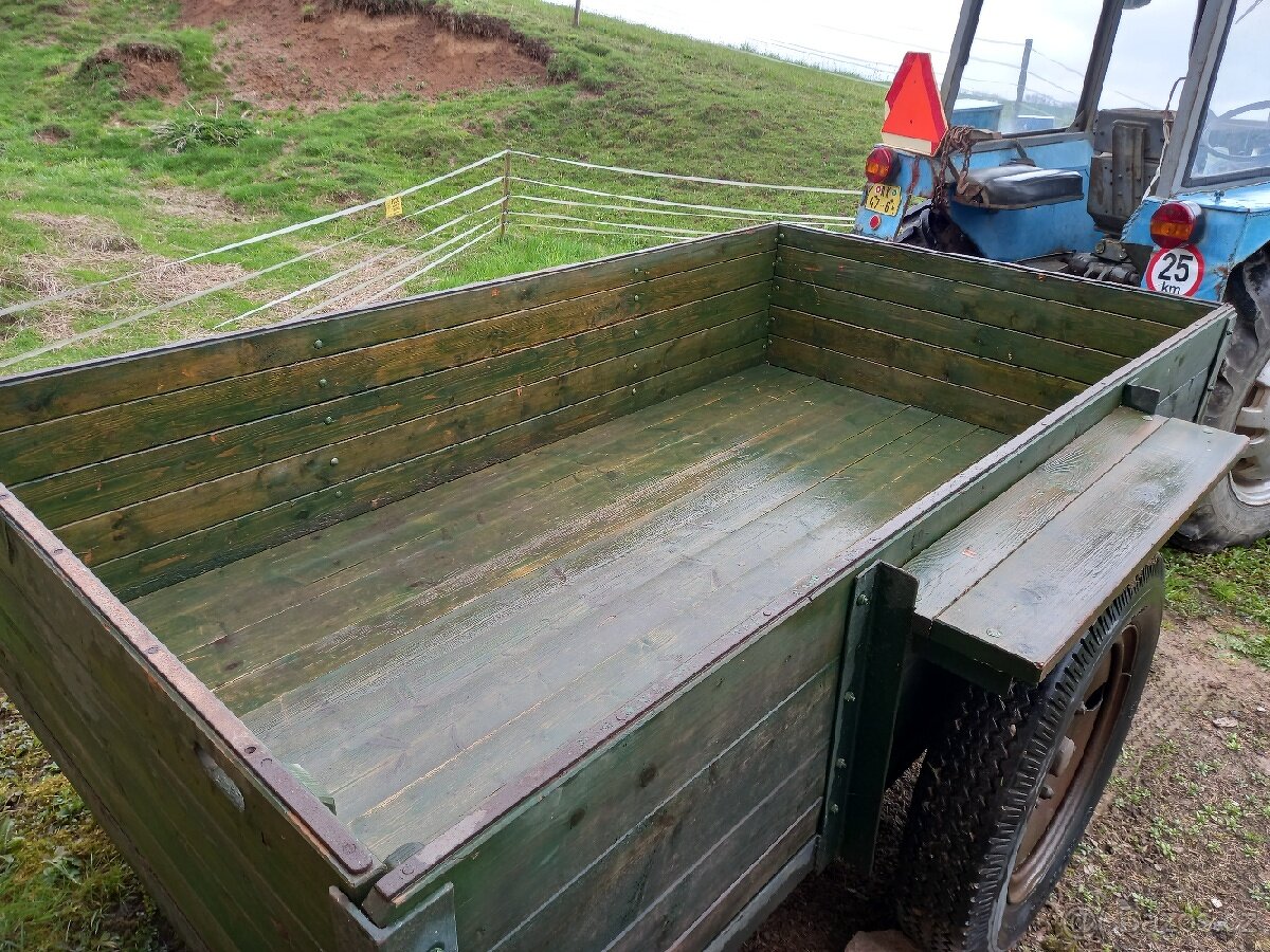 Přívěs za traktor - 4