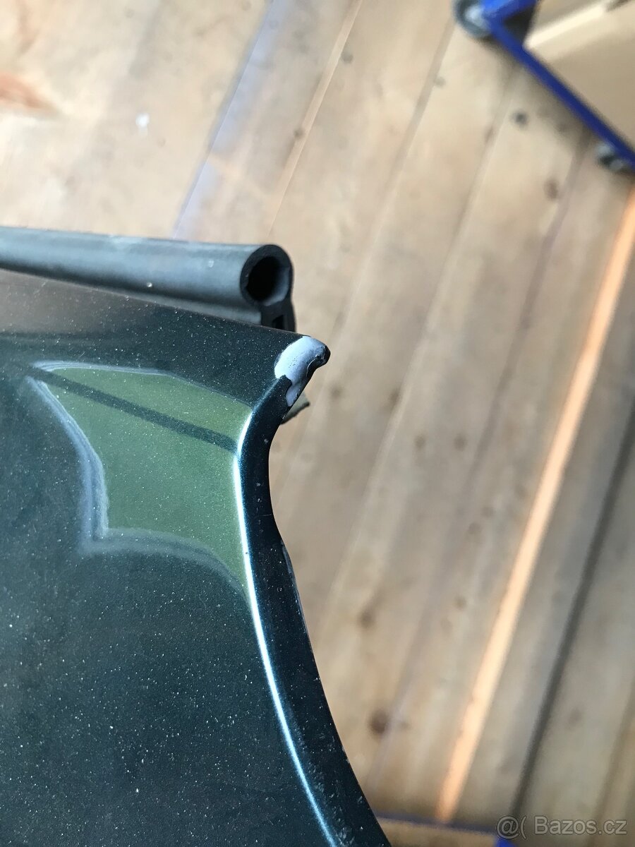 Pravý přední blatník BMW E60/E61 - 4