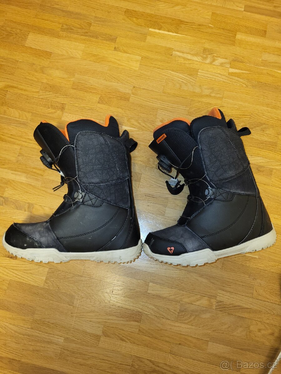 SNB boty GRAVITY SNOWBOARDS vel.40 - 4