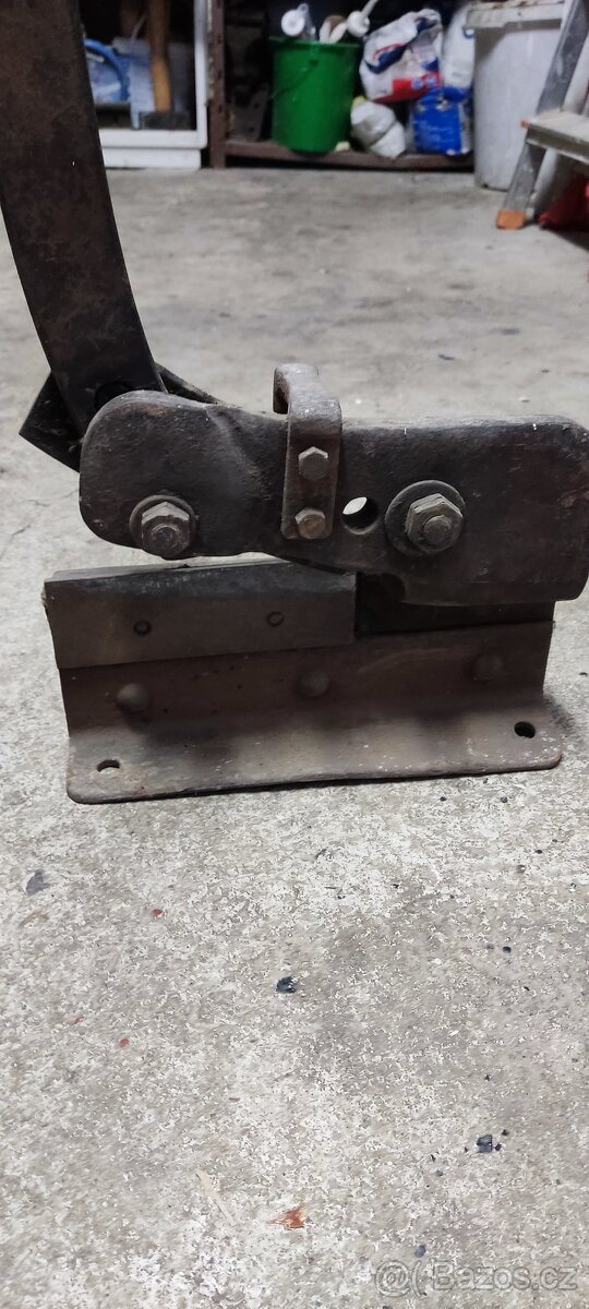 Nůžky pákové - 4