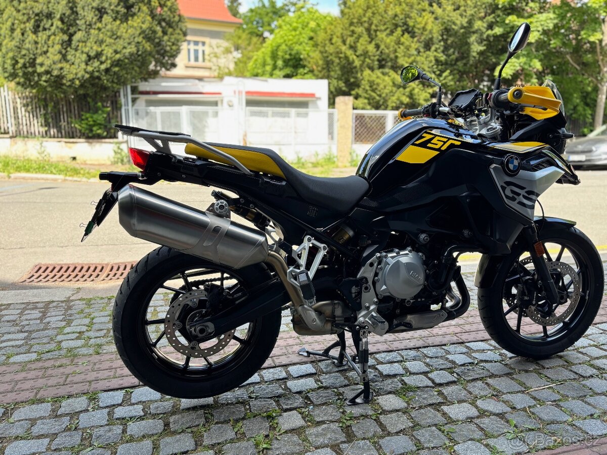 BMW F750 GS výroční Edice 40th years GS nájezd pouze 2423 km