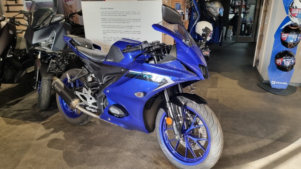 Yamaha YZF-R125 - 4