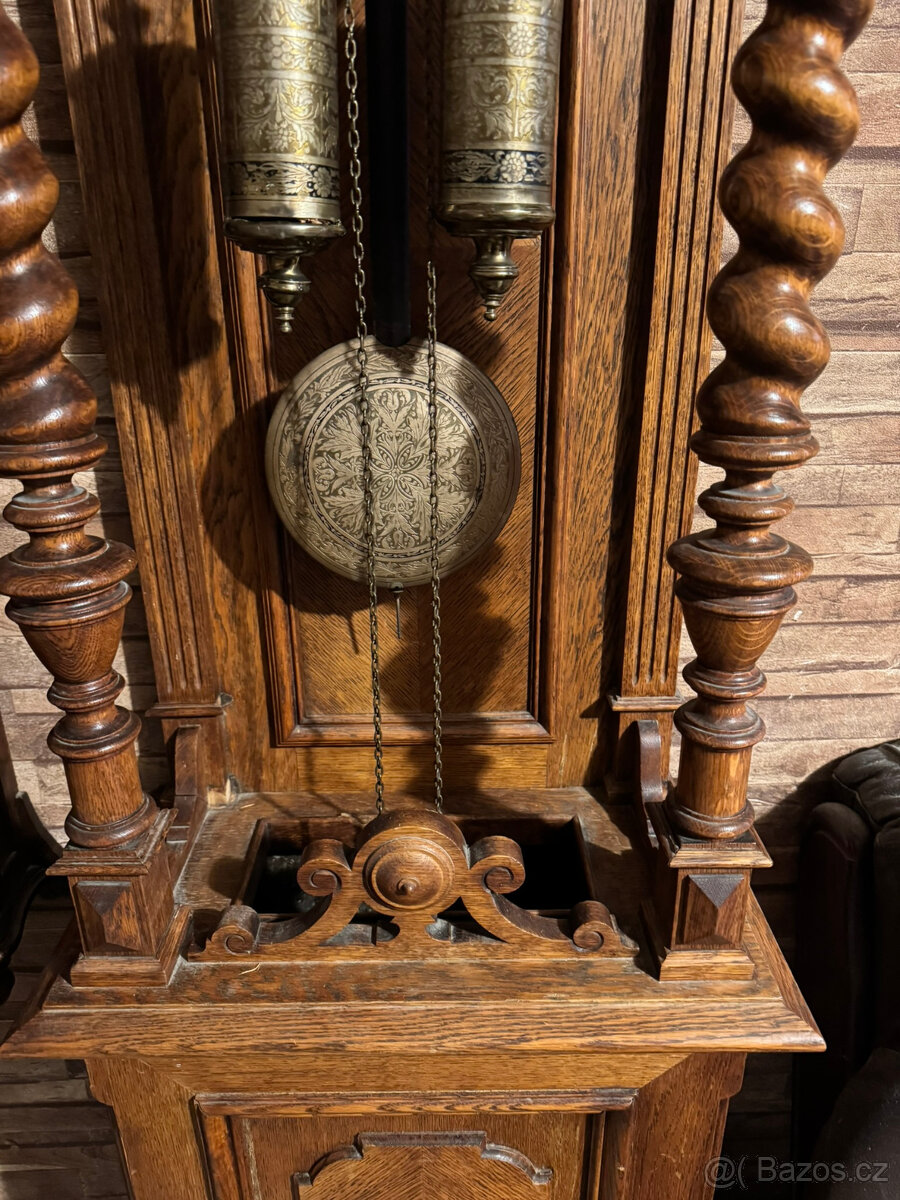 Masivní starožitné podlahové hodiny . Perfektní chod. - 4