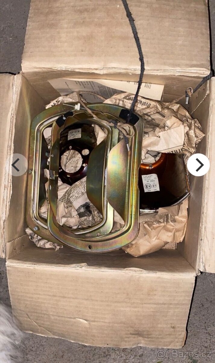 Moskvič 2140 díly - 4