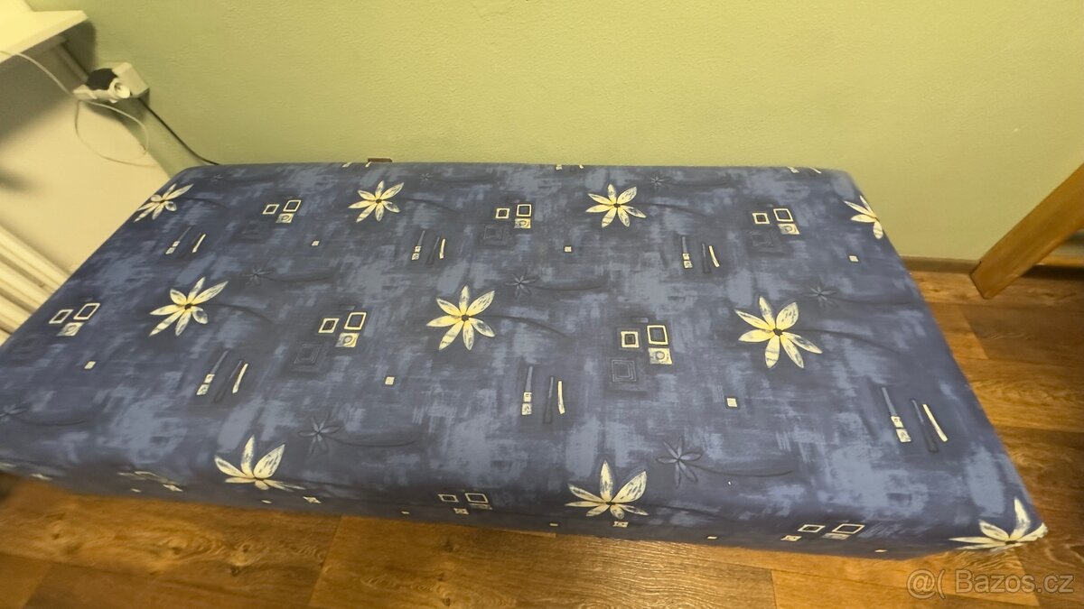 Polohovací postel z úložném prostorem - 4