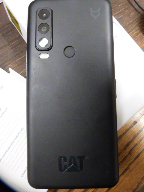 Cat s75 - 4