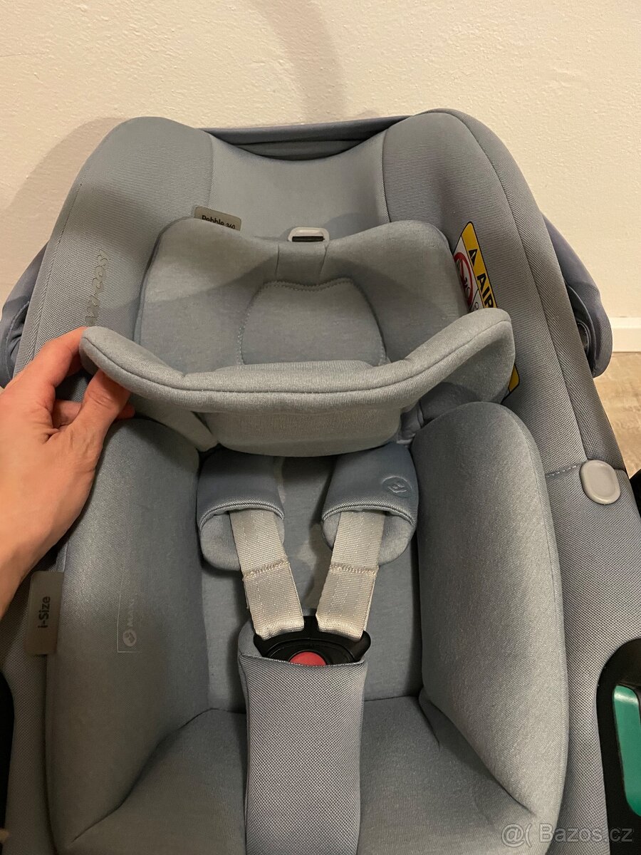 Autosedačka Maxi-cosi Pebble 360 + základna - 4
