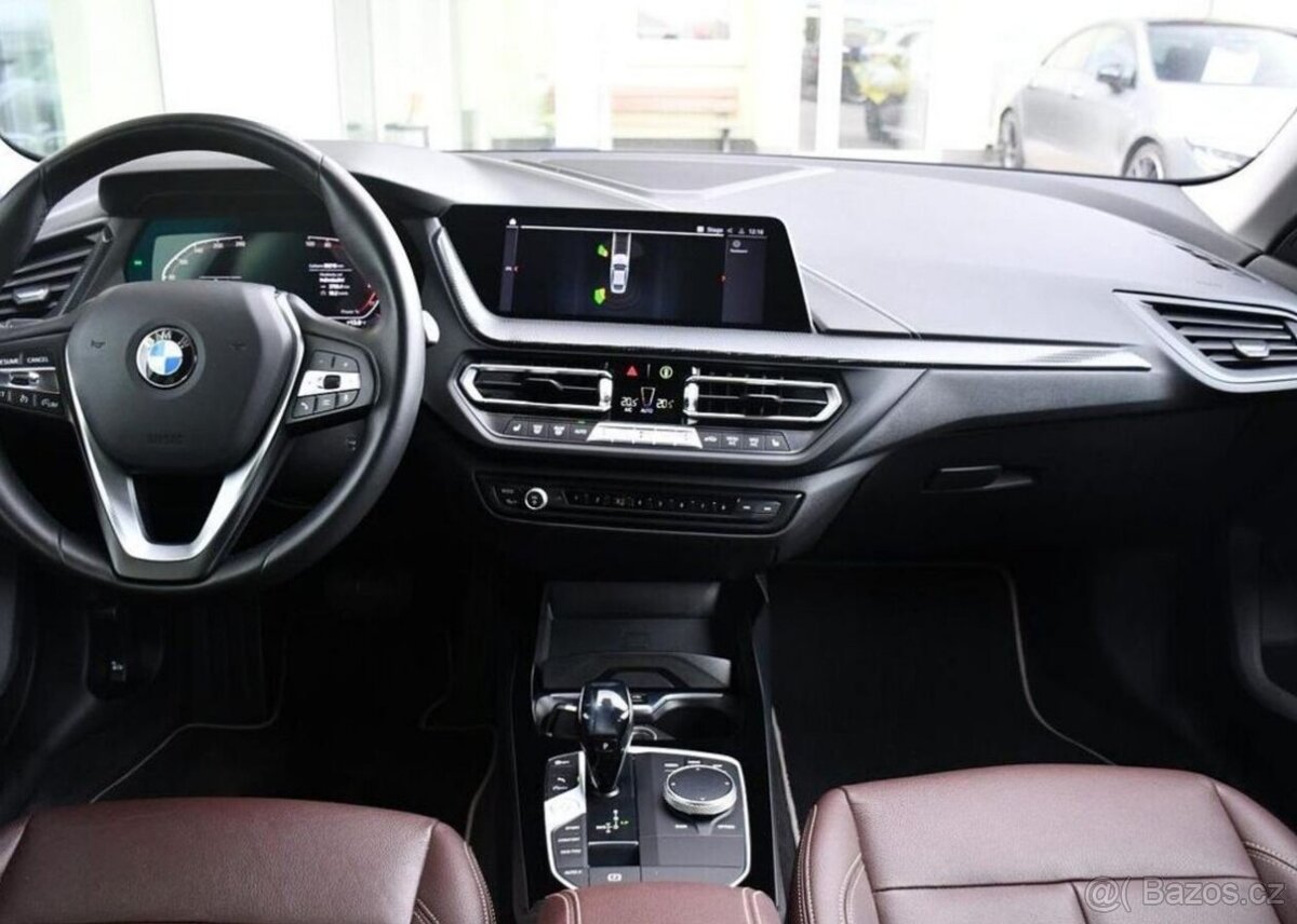 BMW Řada 2 218d NAVI LED 1M ČR - 4