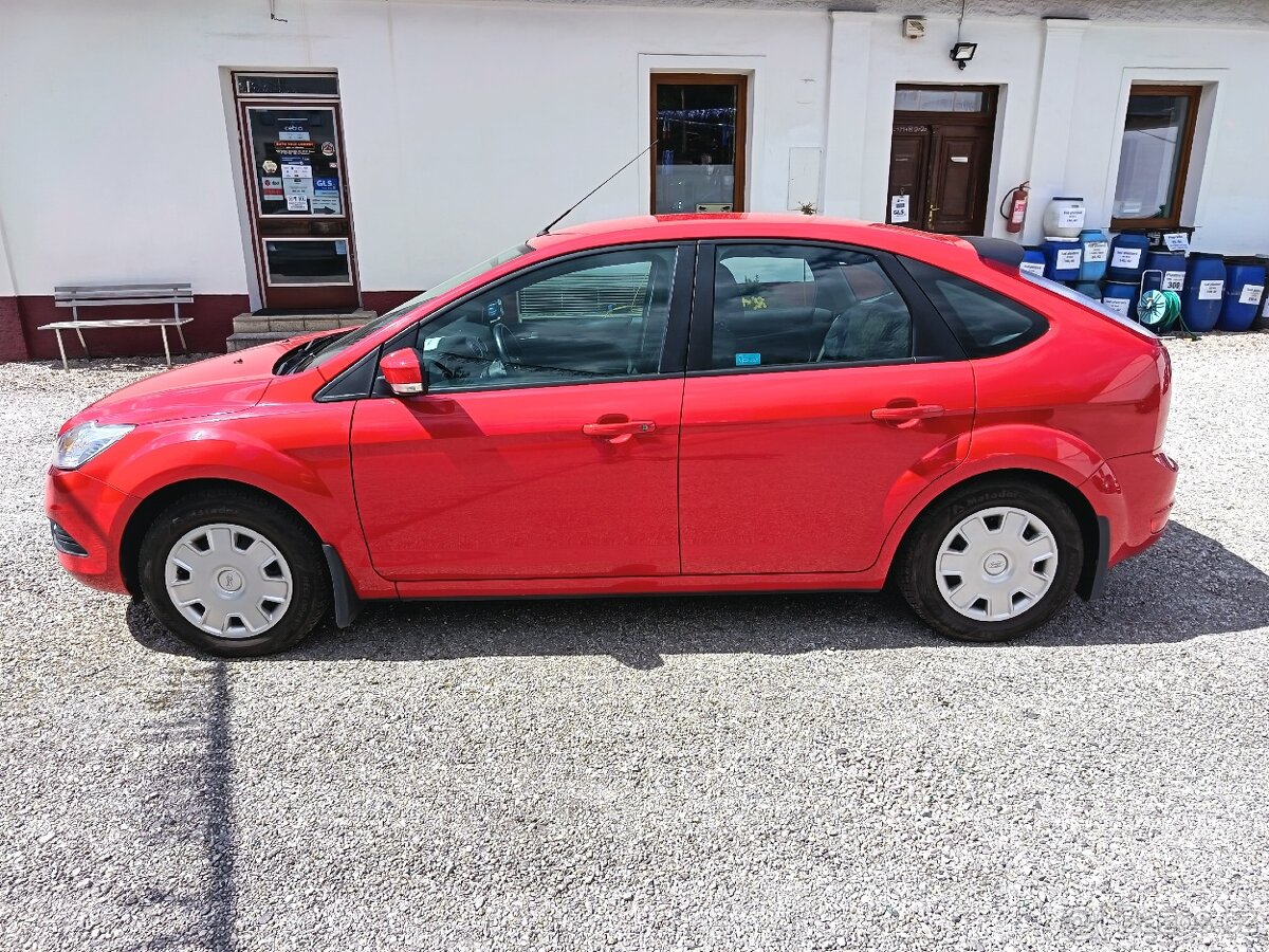Ford Focus r.v. 2009, 1,6, 74kW - 4