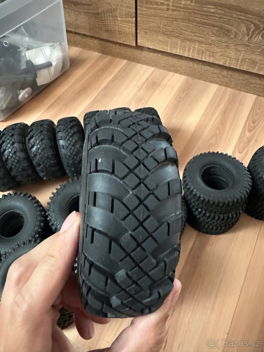 Prodám RC PNEU,různé velikosti. - 4