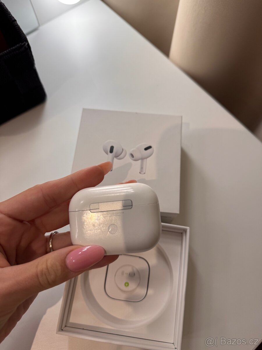 AirPods Pro - 4