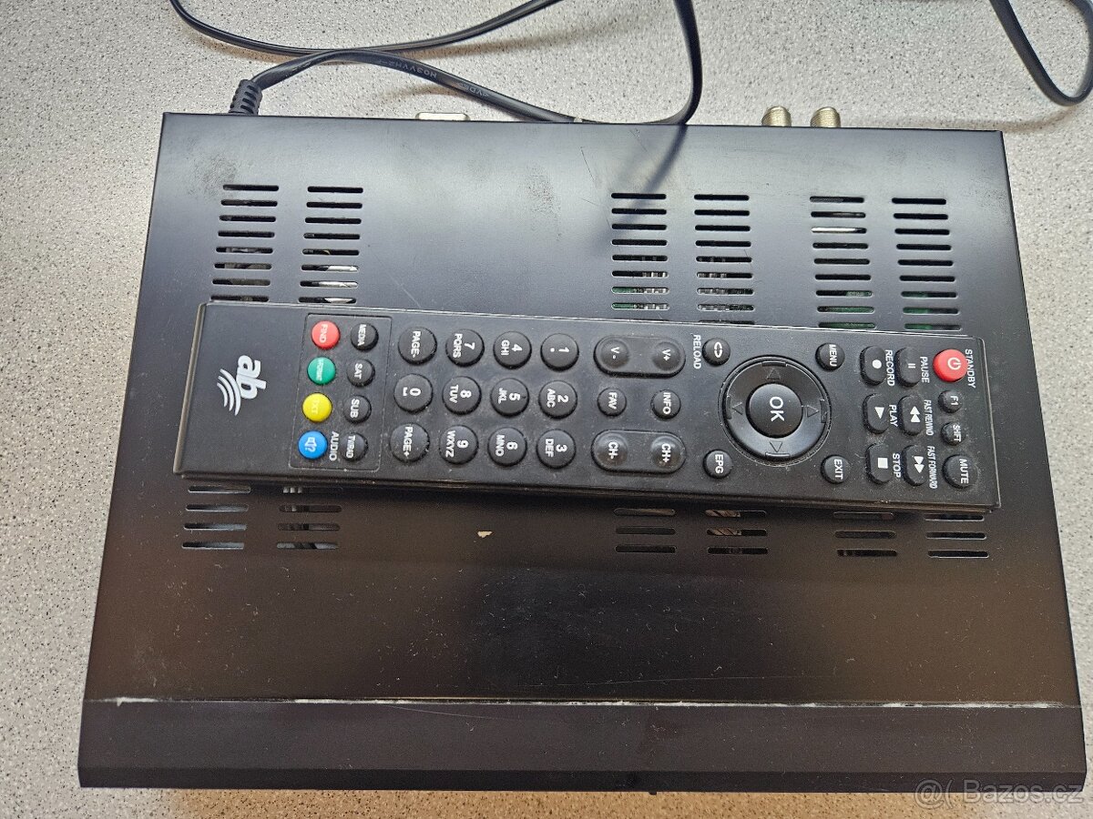 Satelitní přijímač AB CryptoBox 650HD - 4