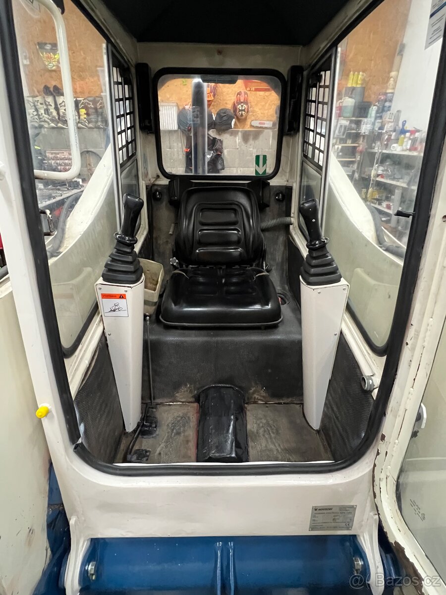 UNC Novotný 861 - 4