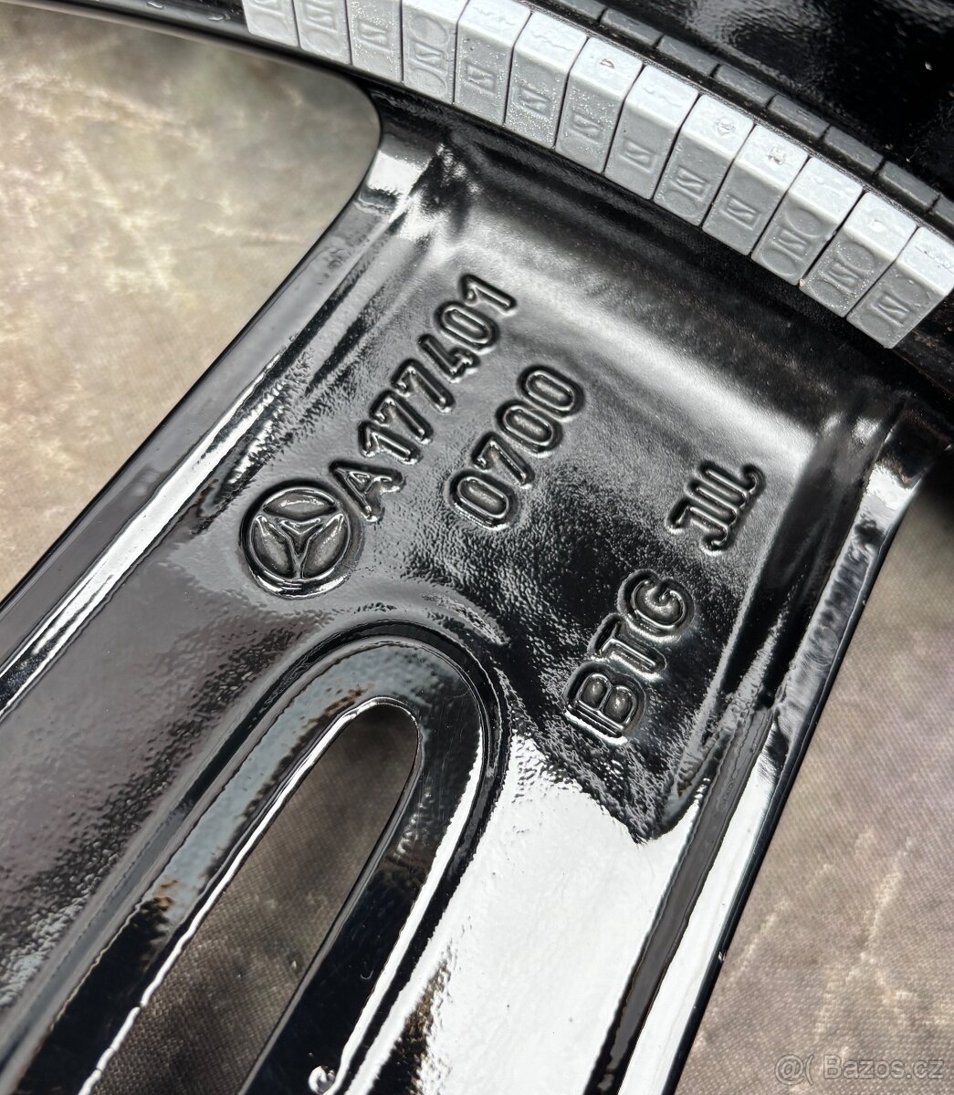 Originální Alu kola Mercedes-Bez CLA 225/45/18 - 4