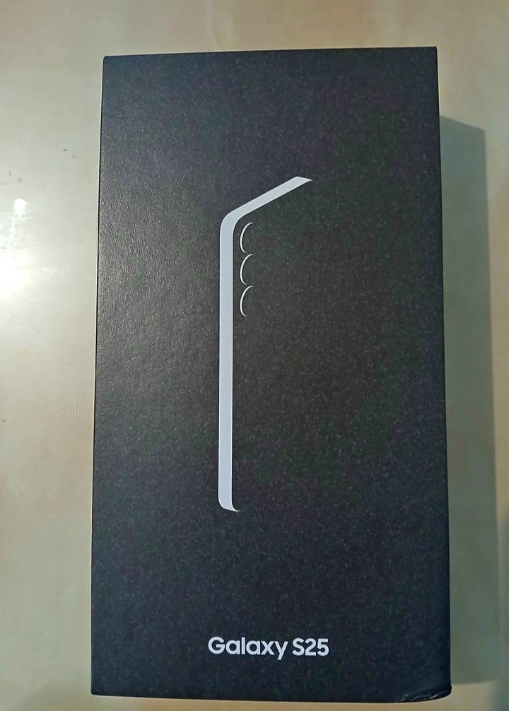 Samsung Galaxy S25 128Gb - 4