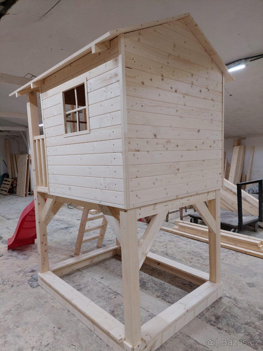 dřevěný domek pro děti - 4
