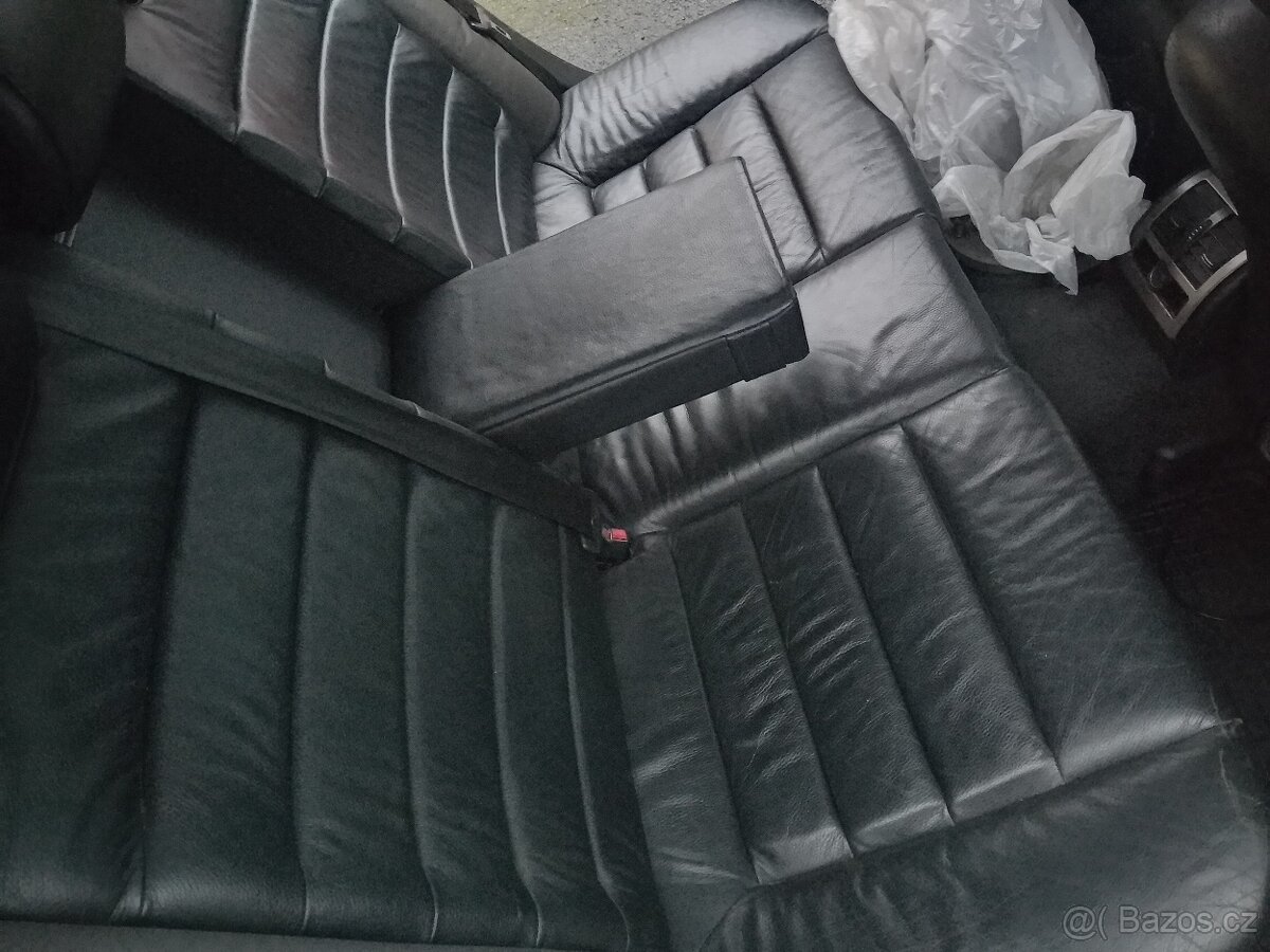 Audi A6 C5 interiér s-line sedan - 4