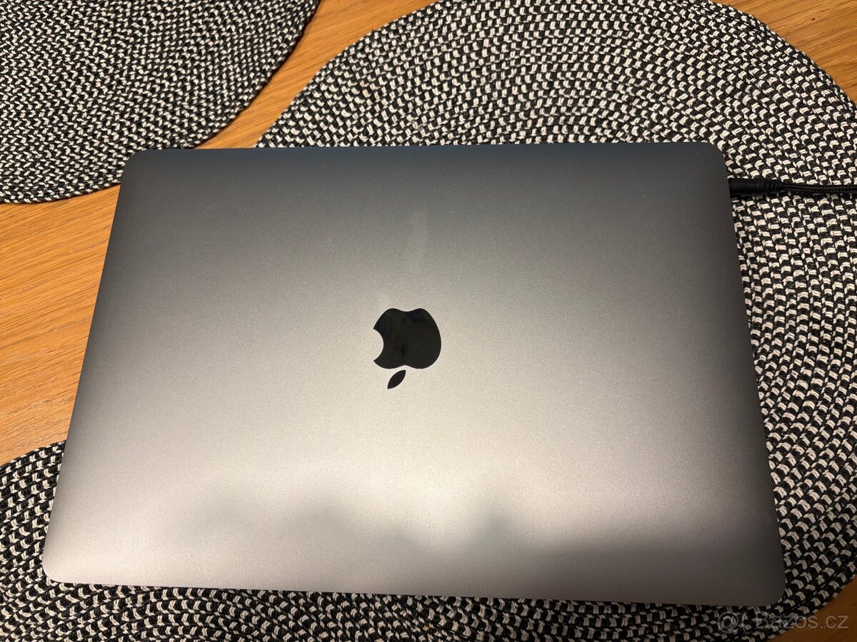 Macbook Air M1 2020 8/256GB - 4