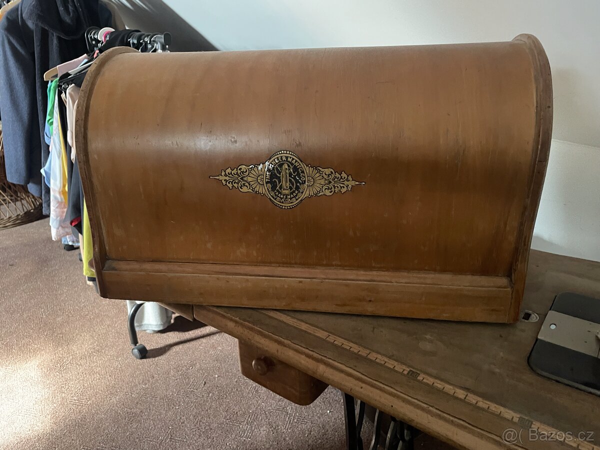 Starožitný šicí stroj Singer – s příklopem - 4