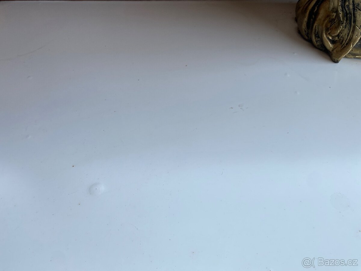 Televizní stůl - 4