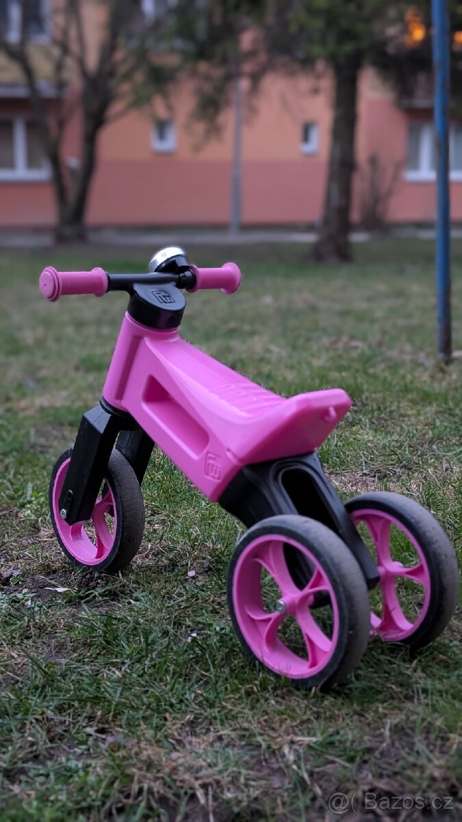 Kvalitní stabilní odrážedlo Funny wheels - 4