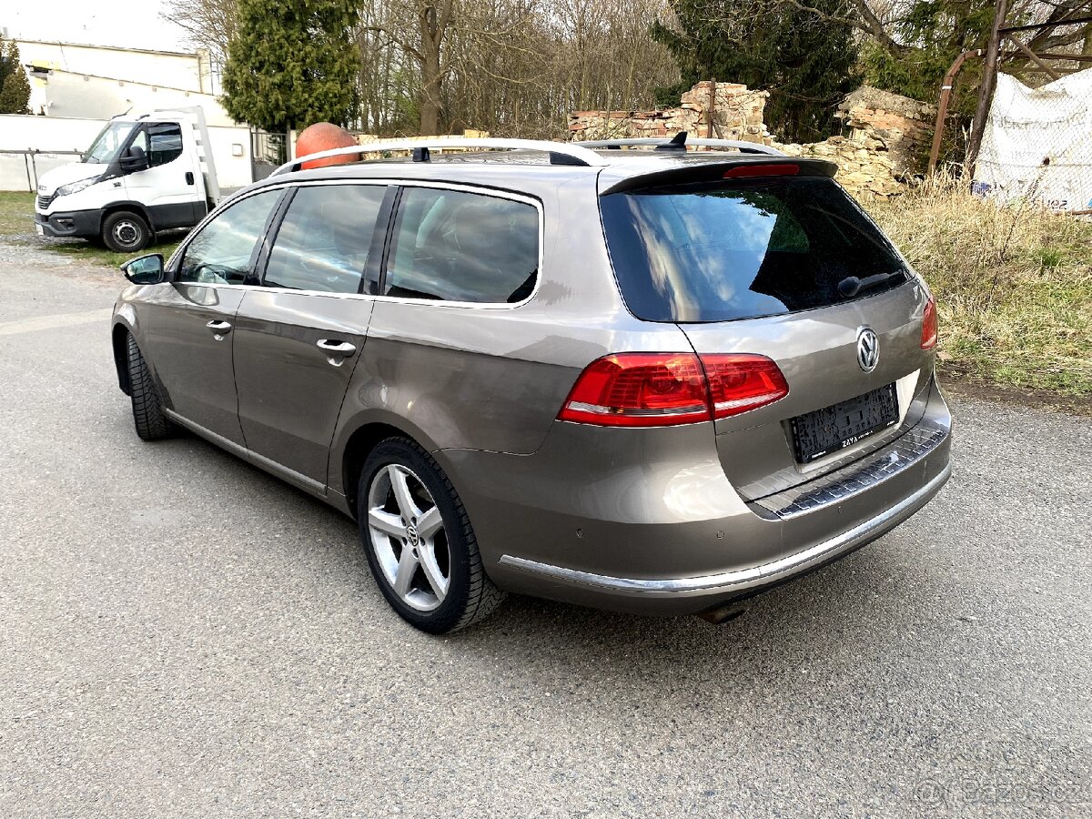 VW Passat B7, DSG, Webasto, 4x4, tažný - 4