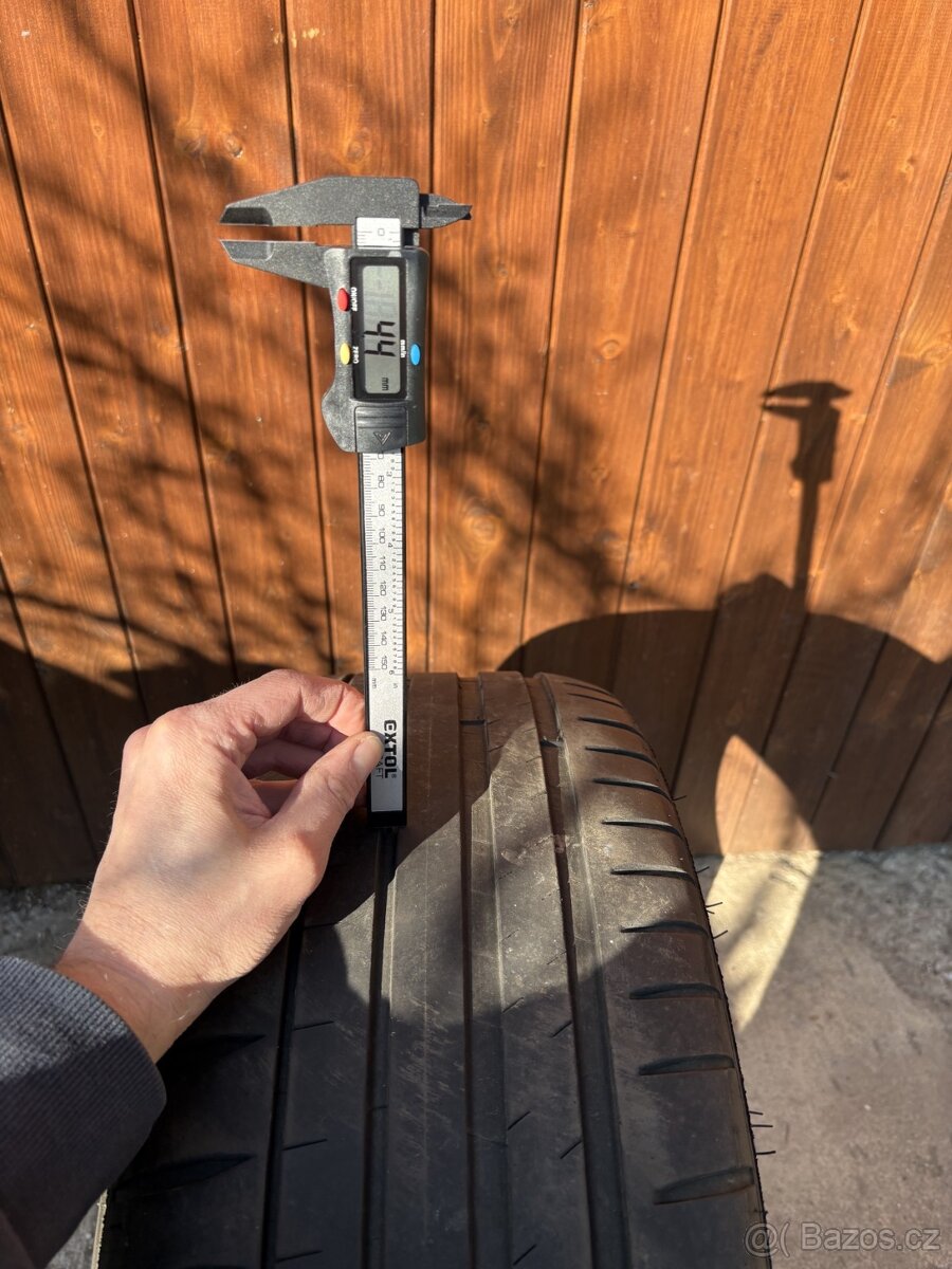 Michelin Pilot Sport 4 - 4