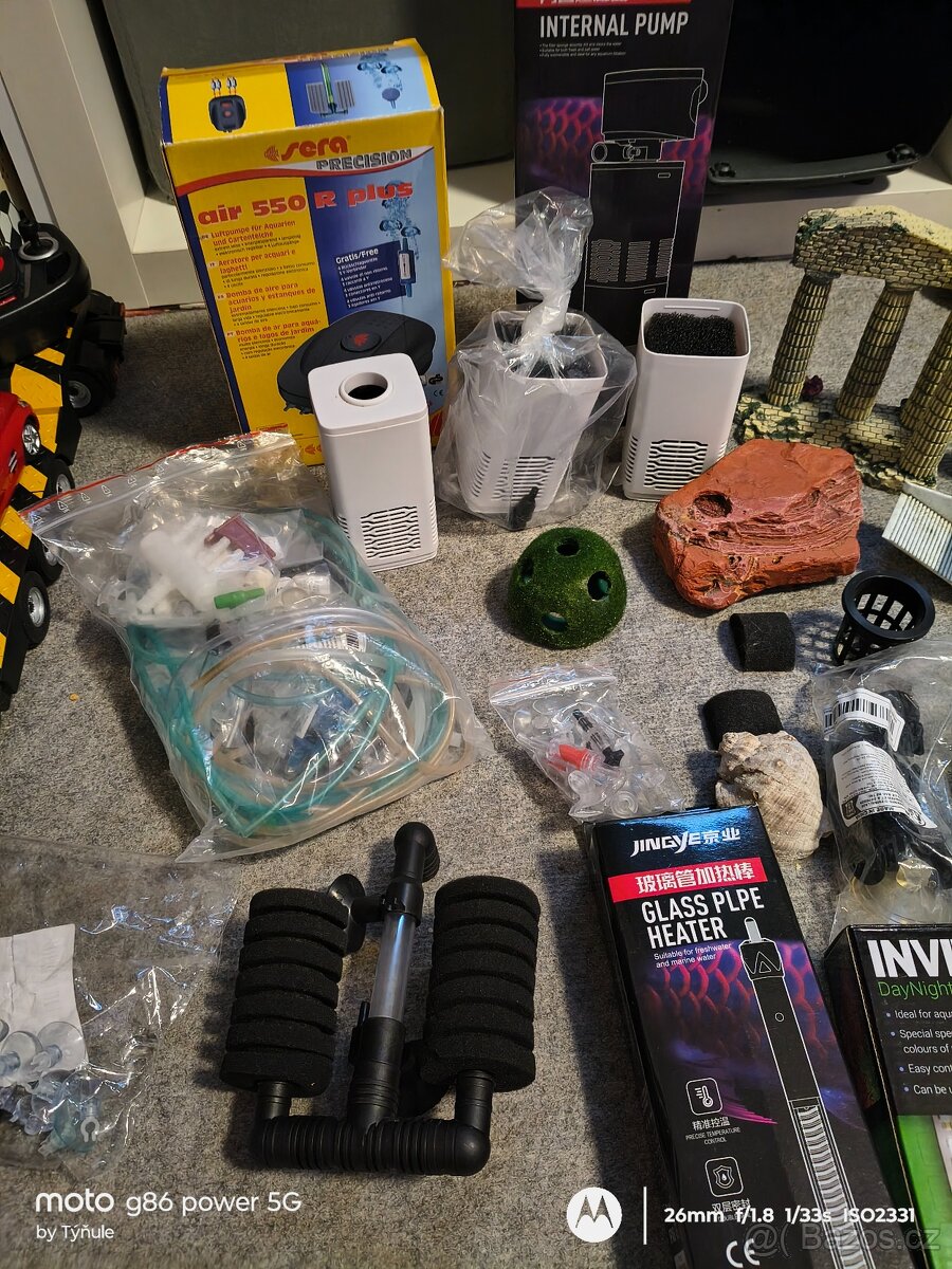 Akvárium i s rybkami - 4