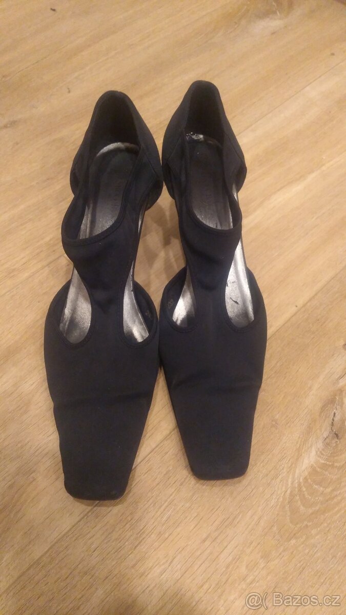 Černé lodičky - 4