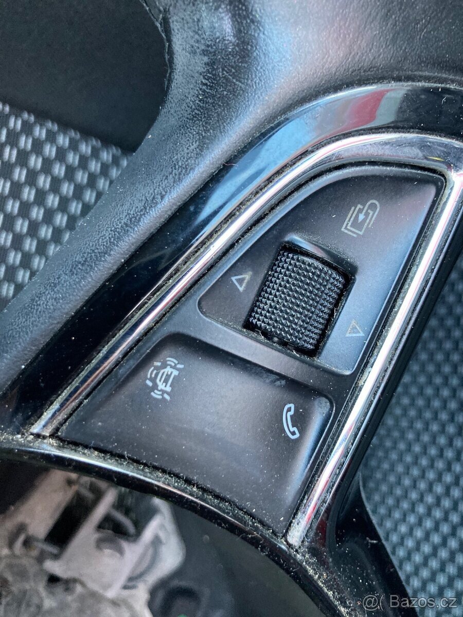 Volant škoda Octavia 3 multifunkční - 4
